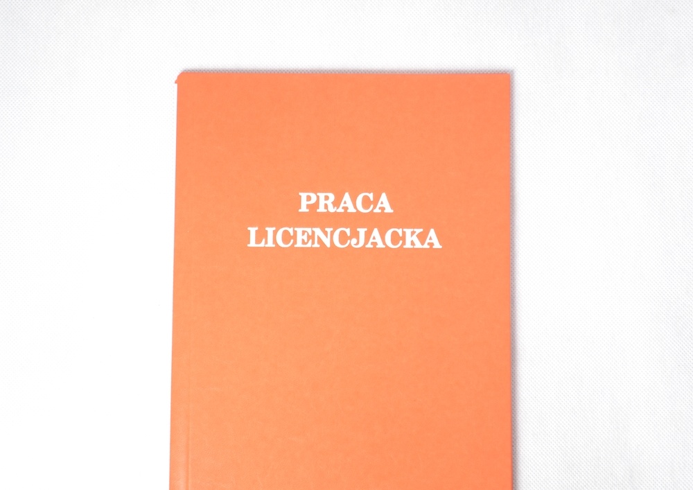 Marginesy w pracy dyplomowej